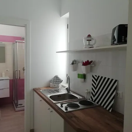 Flower House Bed & Breakfast Santa Maria La Carita